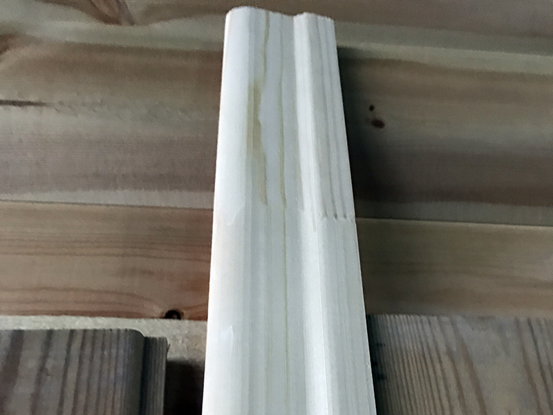 Плинтус из сосны